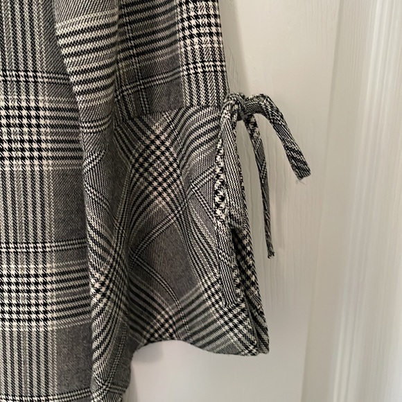 H&M Plaid Grey and White Dress - Picture 5 of 5